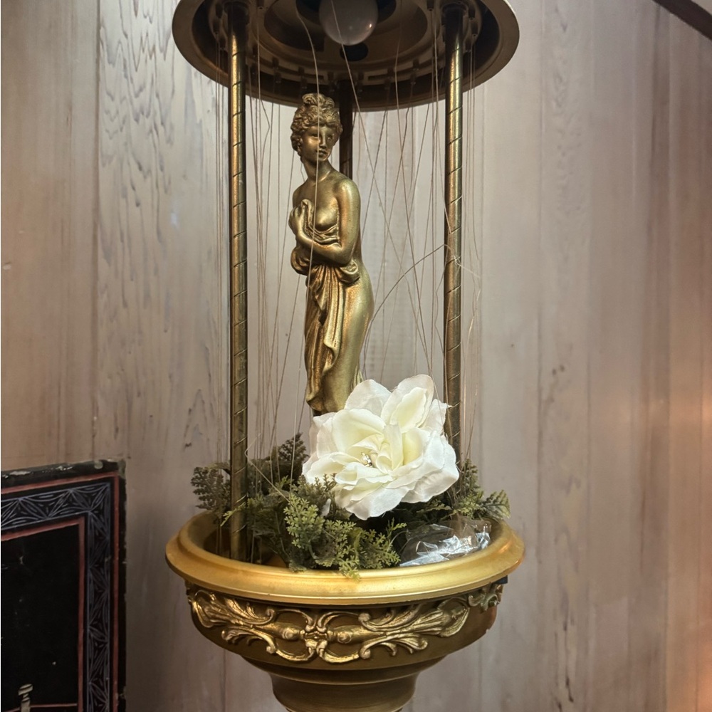 VINTAGE GODDESS OIL RAIN LAMP - Picture 3 of 6